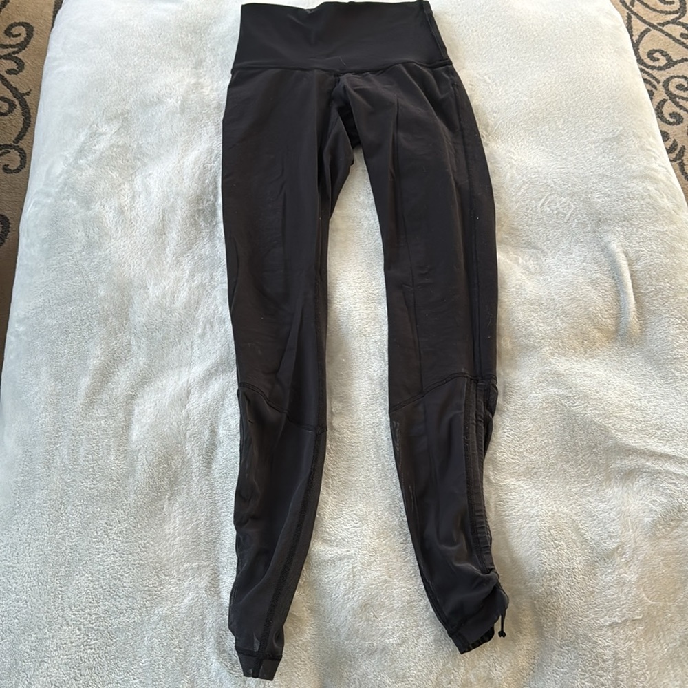 Lululemon Black Mesh Cinched Bottoms